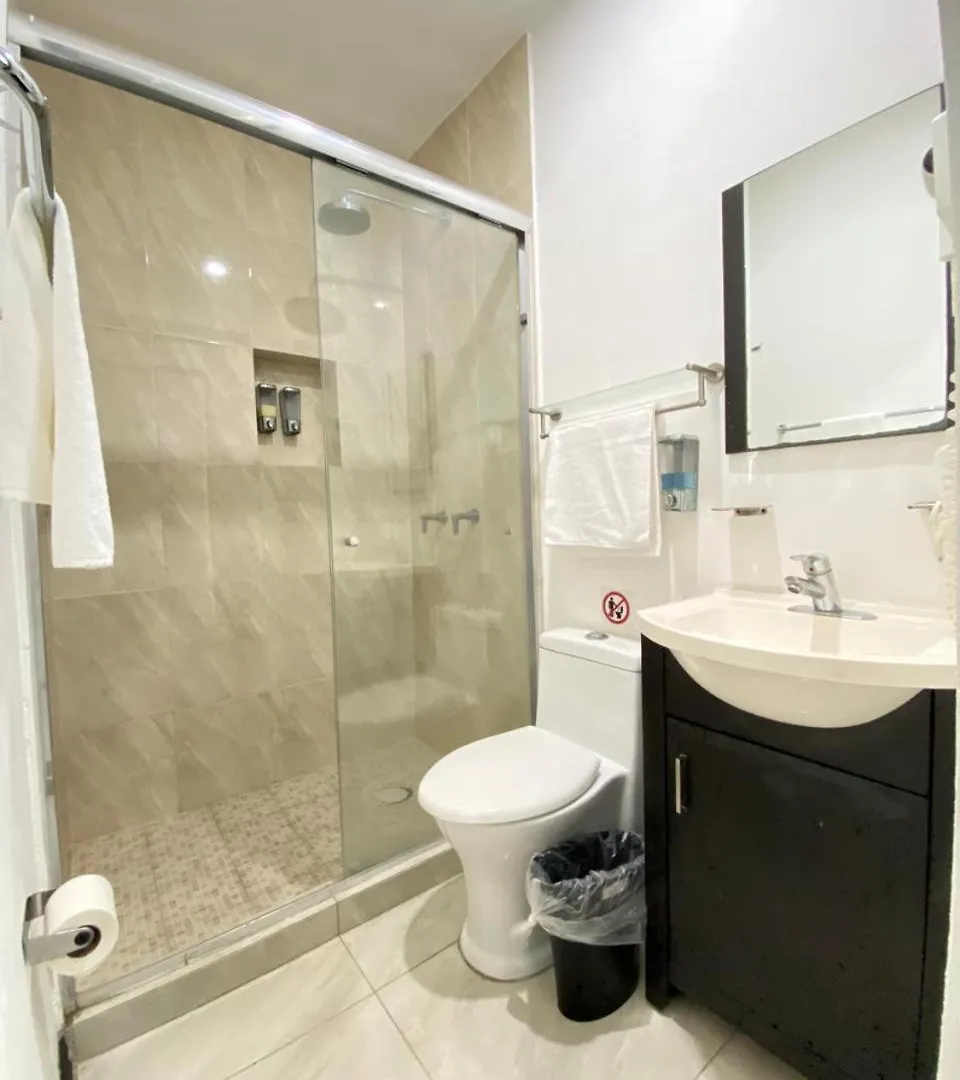 *** Hotel Balam, Cancun Dowtown Affordable Studios México